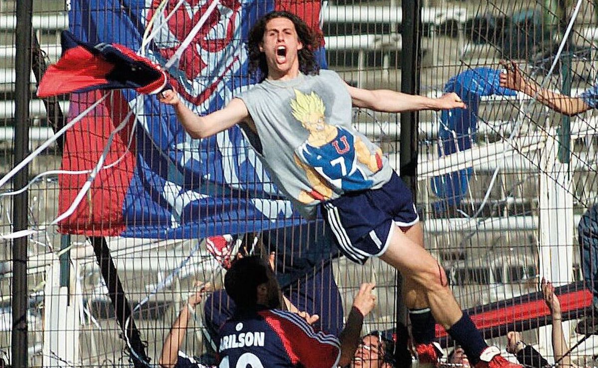 Diego Rivarola celebrando en el 2001.